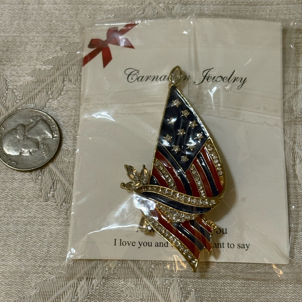 American Flag Brooch NEW - Picture 2 of 2
